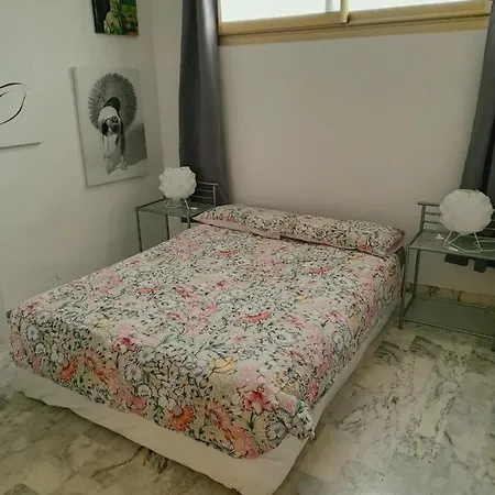 3 Pieces A 200 M De La Mer. * Antibes